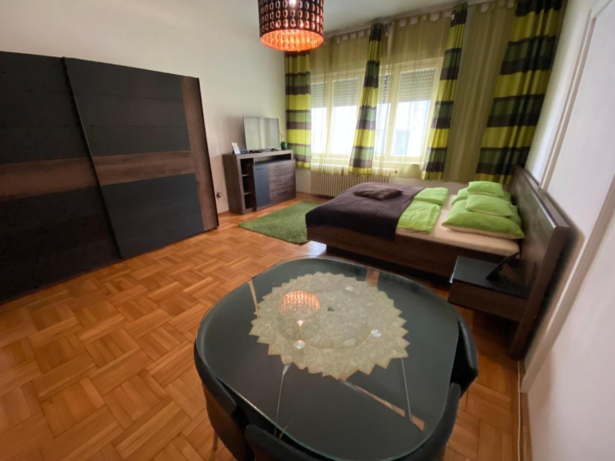 Apartment And Rooms Heart Of The City Будапеща Екстериор снимка