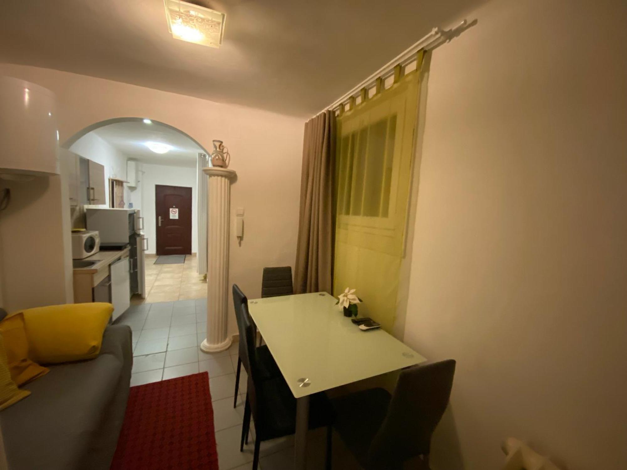 Apartment And Rooms Heart Of The City Будапеща Екстериор снимка