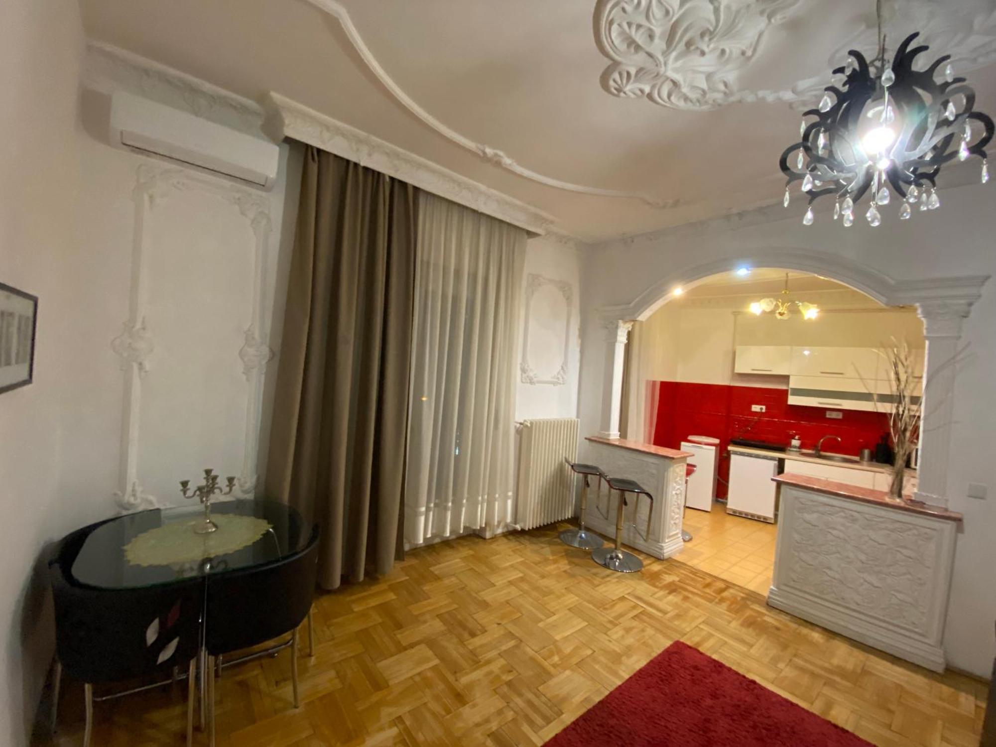 Apartment And Rooms Heart Of The City Будапеща Екстериор снимка