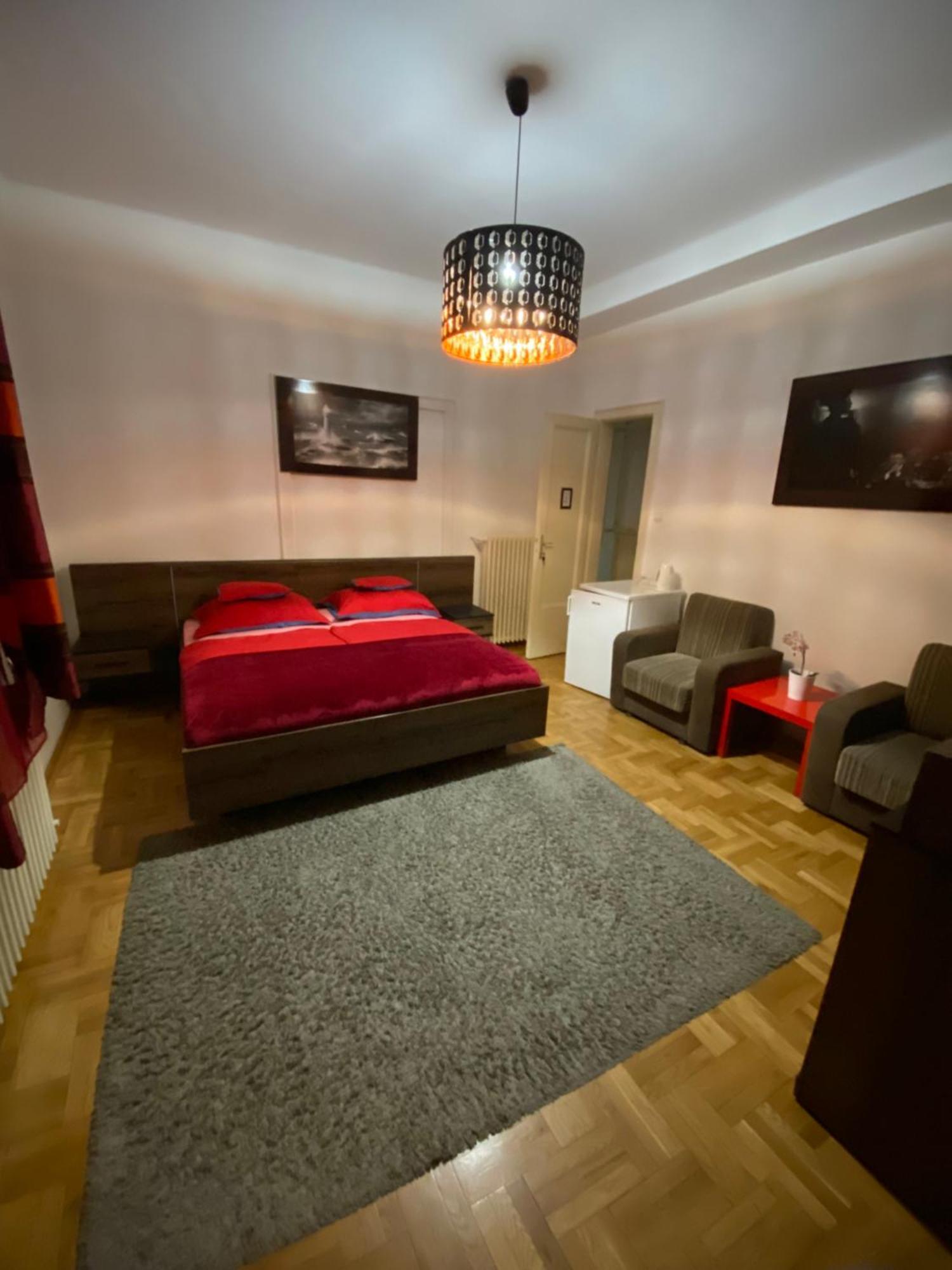 Apartment And Rooms Heart Of The City Будапеща Екстериор снимка