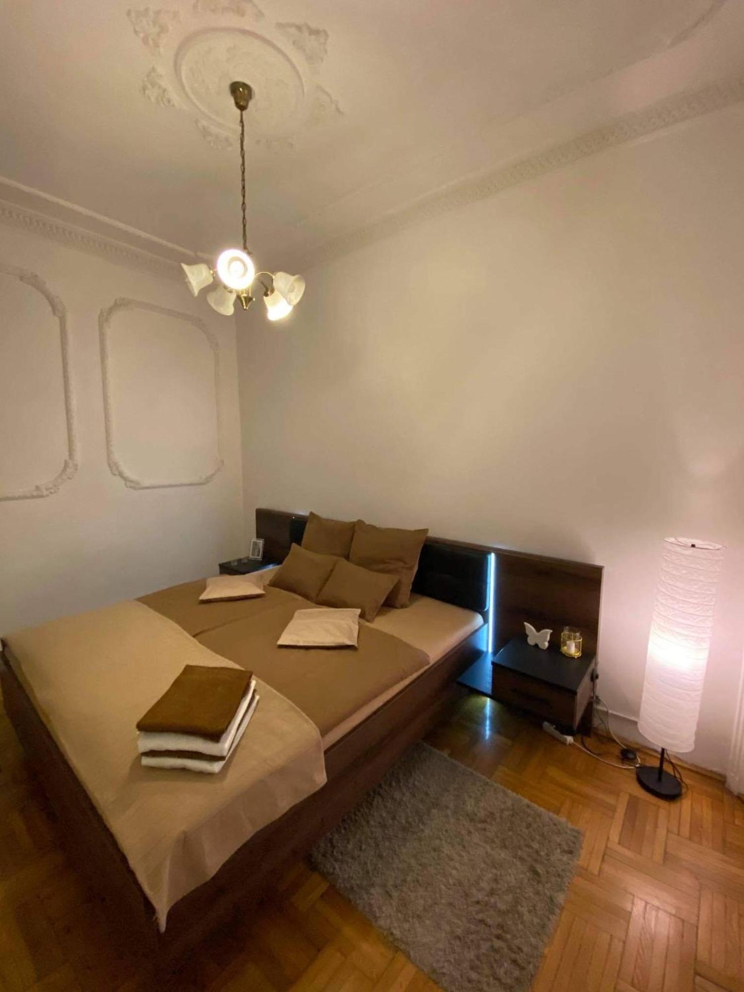 Apartment And Rooms Heart Of The City Будапеща Екстериор снимка
