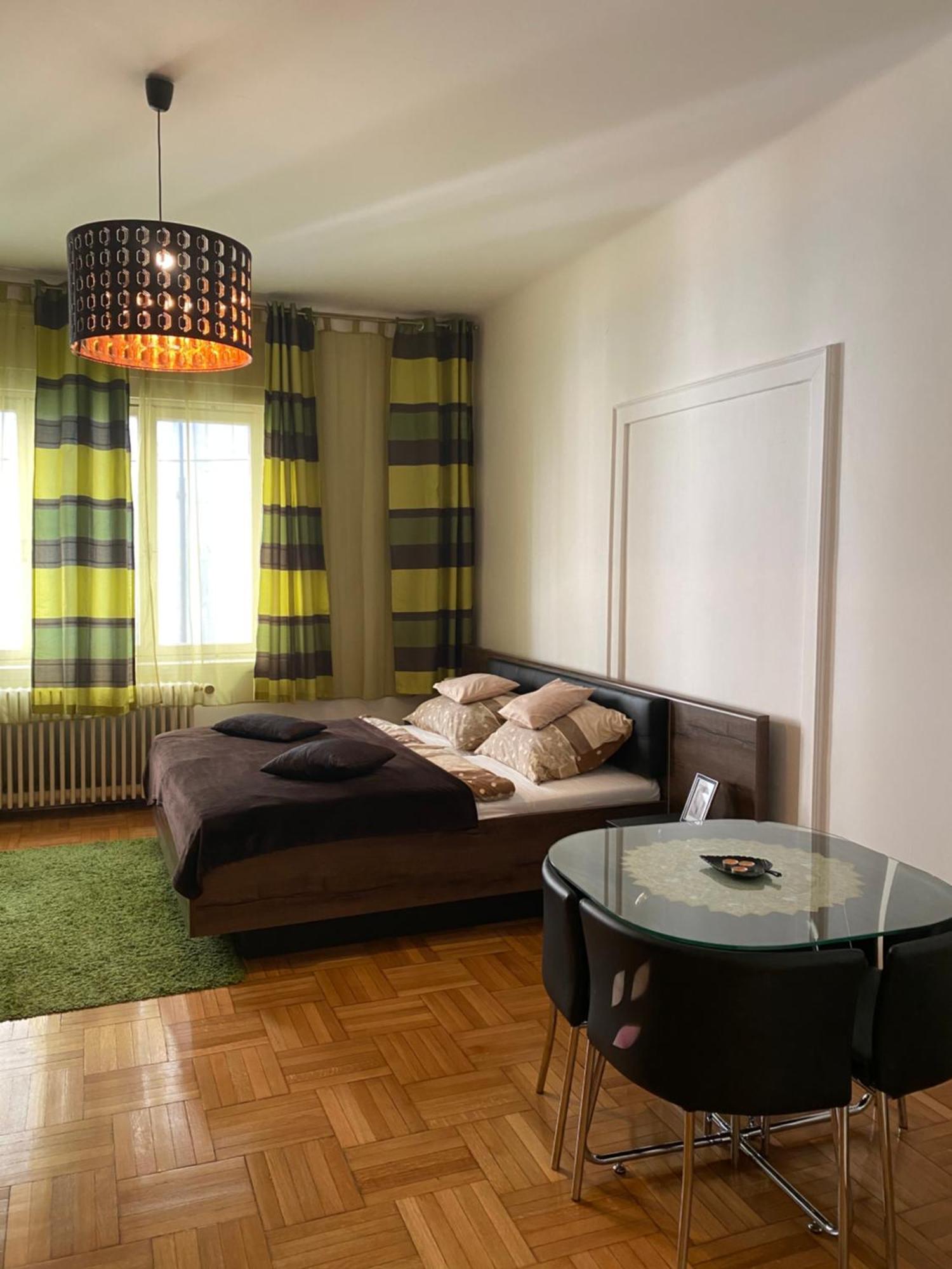 Apartment And Rooms Heart Of The City Будапеща Екстериор снимка