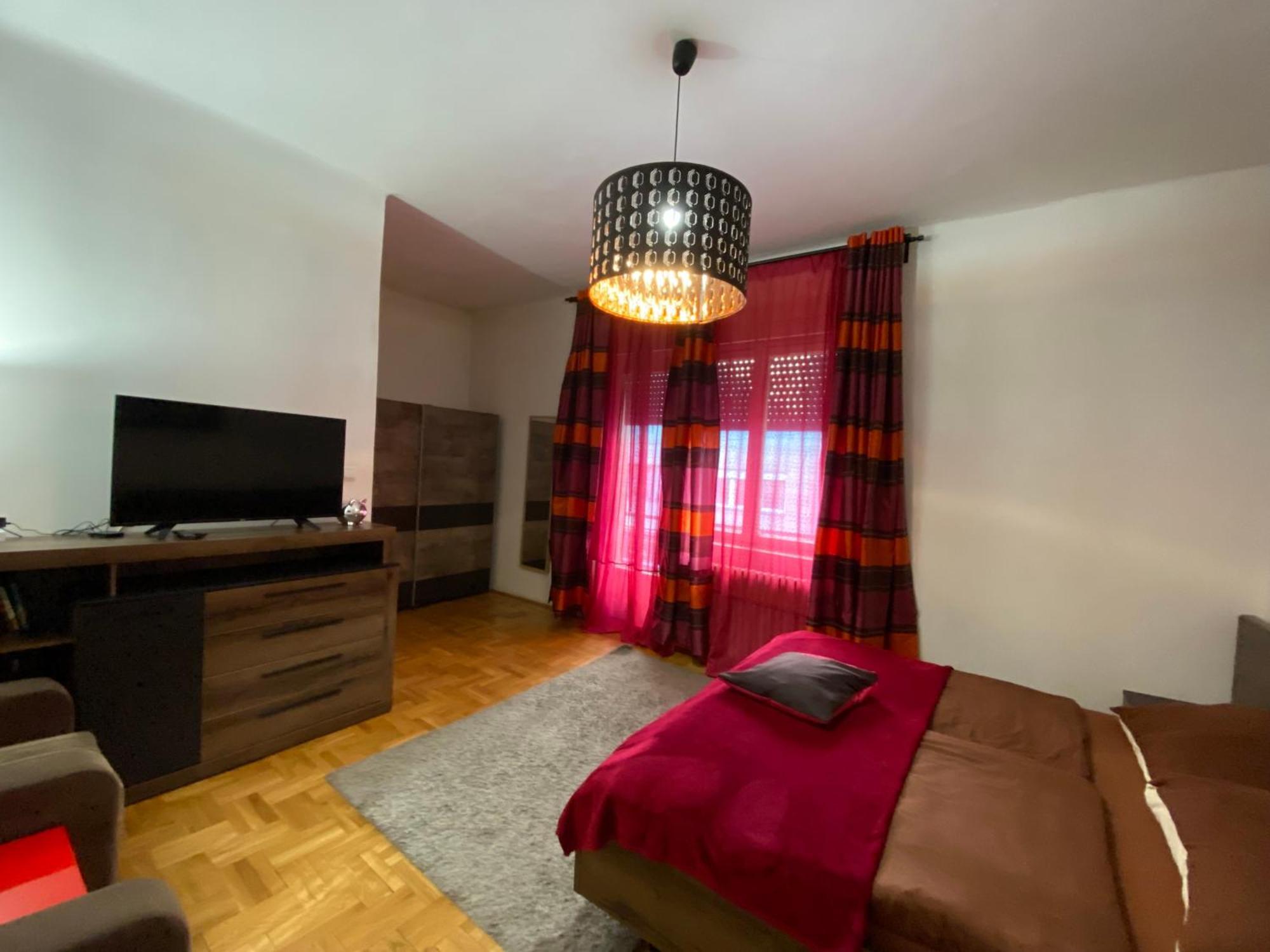 Apartment And Rooms Heart Of The City Будапеща Екстериор снимка